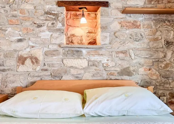 Ariana Novigrad Istria