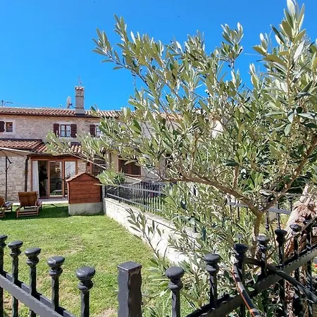 Ariana Semesterbostad