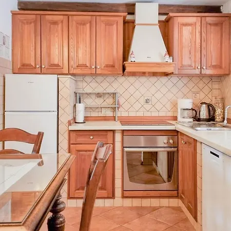 Ariana Semesterbostad