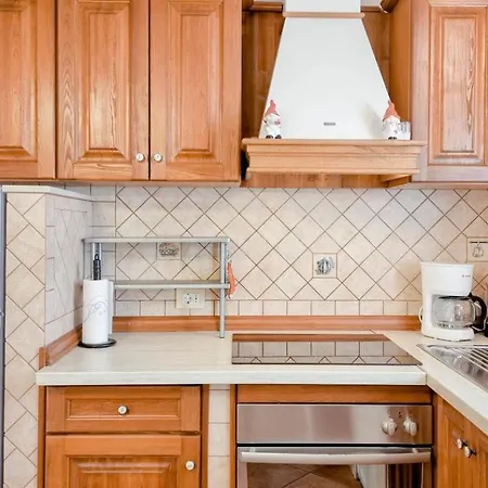 Ariana * Novigrad Istria